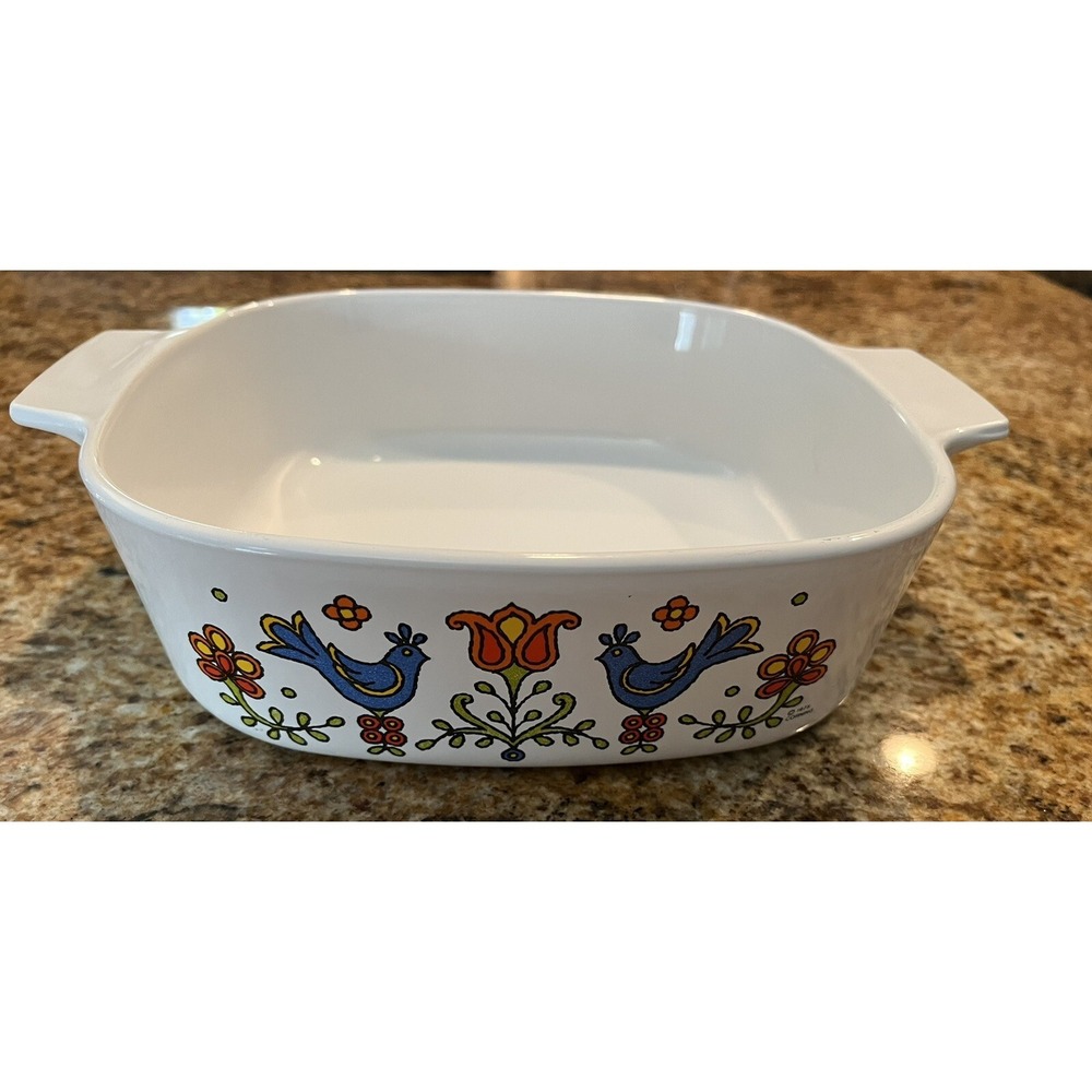 Corning Ware Country Festival Blue Bird Casserole 8x8. No Lid - Picture 2 of 5